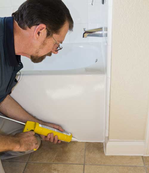 Caulking A Shower Or Tub On The House, How To Apply Caulk Shower Tile